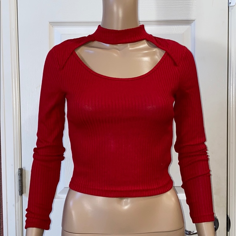 ❤️Cute Choker Neck Crop Top